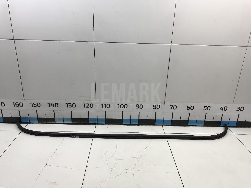 Уплотнитель капота 864302B000 Hyundai-Kia