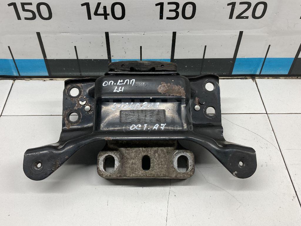 Опора КПП левая 5Q0199555S VAG