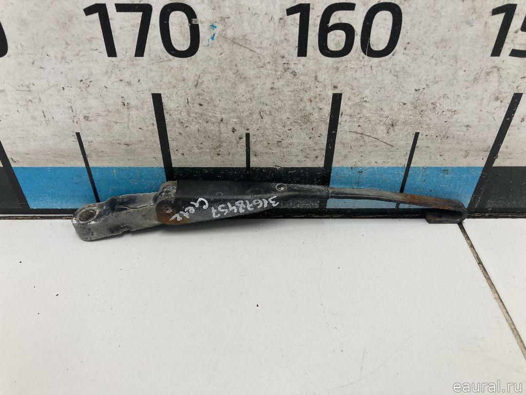 Поводок стеклоочистителя заднего