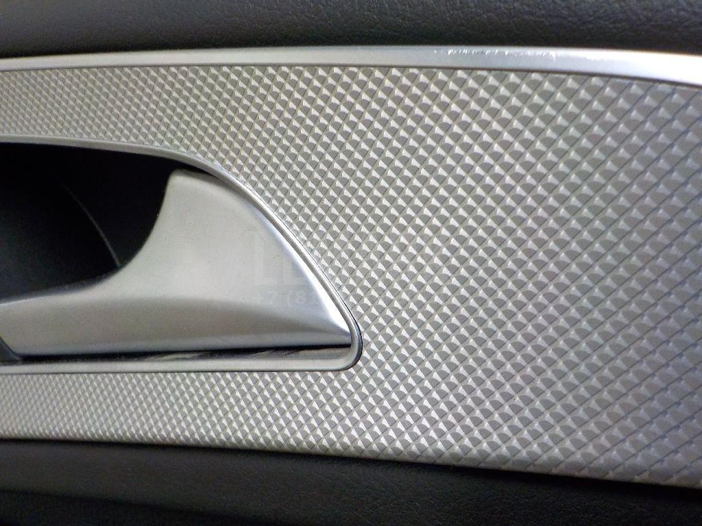 Обшивка двери задней правой для  Cadillac BLS 2006-2010