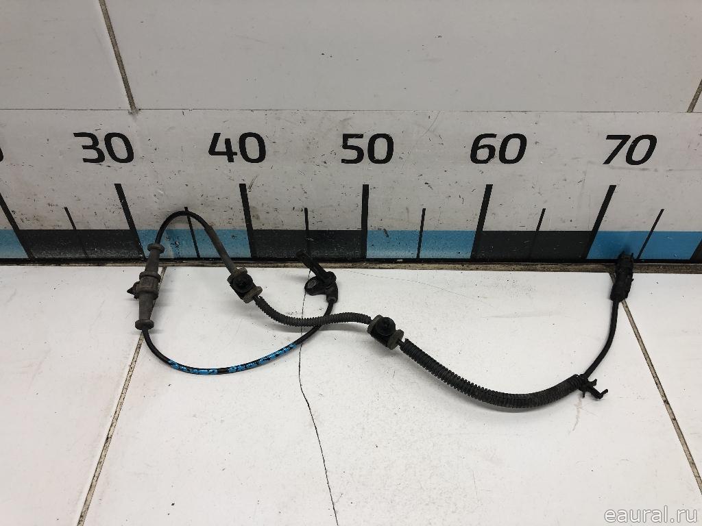 Датчик ABS передний