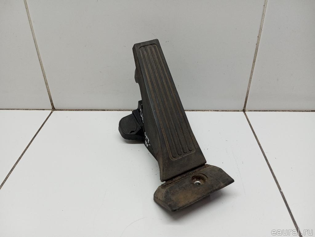 Педаль газа