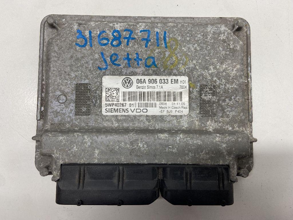 Блок управления двигателем 06A906033EM VAG