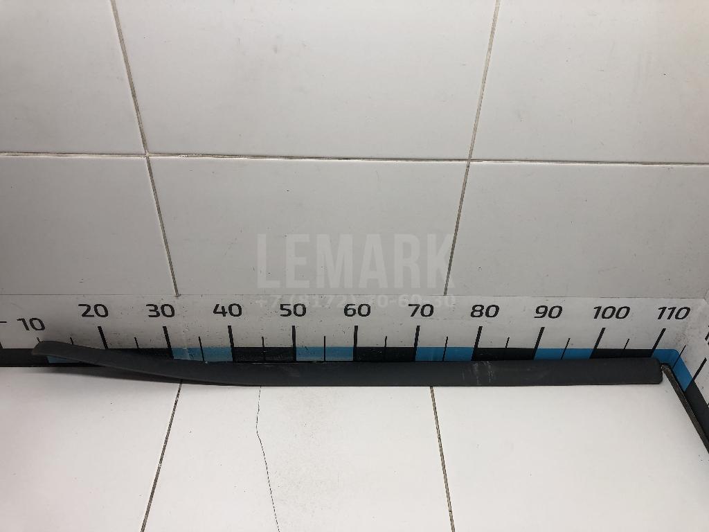 Молдинг передней правой двери 1Z0853516D VAG