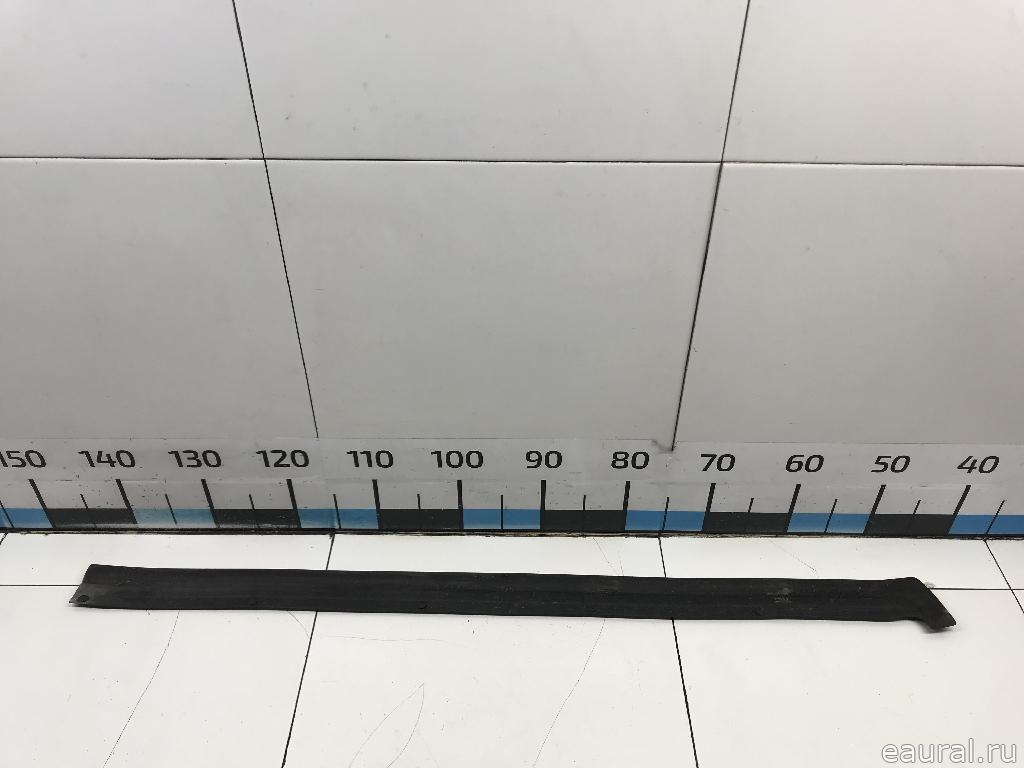 Уплотнитель двери