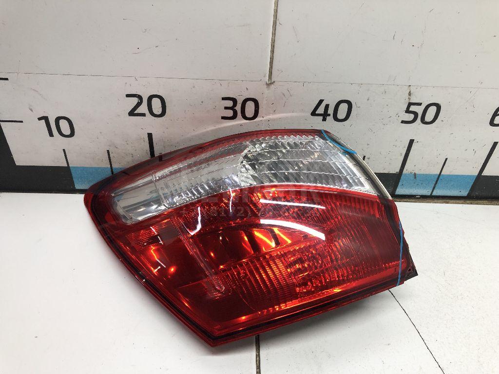 Фонарь задний наружный левый 26555BR00A Nissan