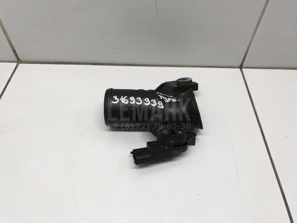Патрубок турбины 14460BB31A Nissan