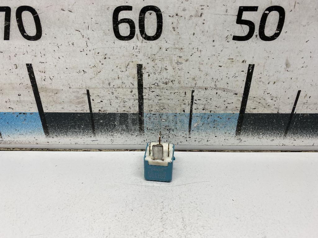 Реле отопителя 9008087031 Toyota