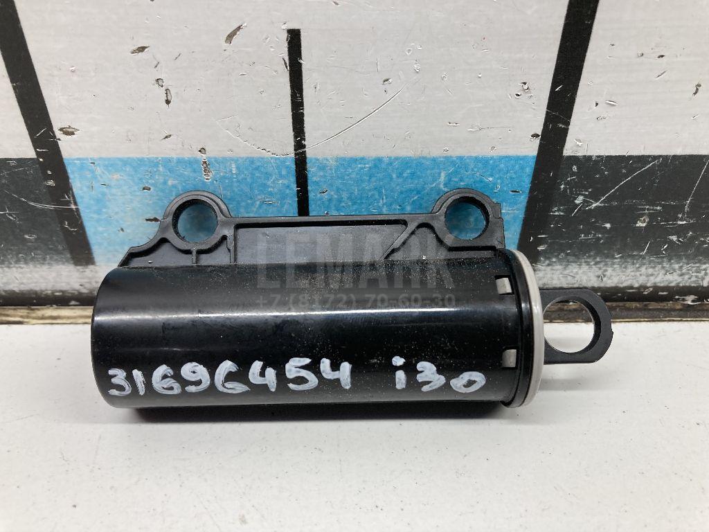Демпфер бардачка 845482H600 Hyundai-Kia