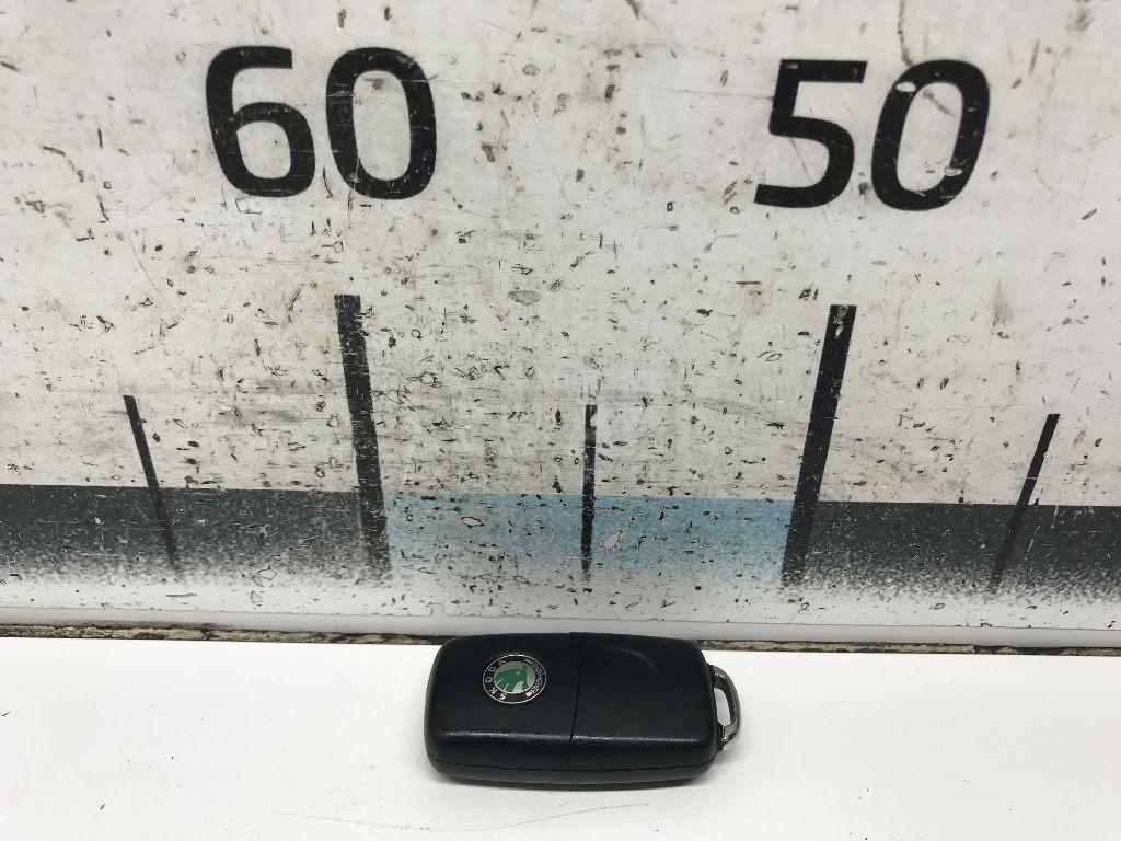 Ключ зажигания 3T0837202 VAG