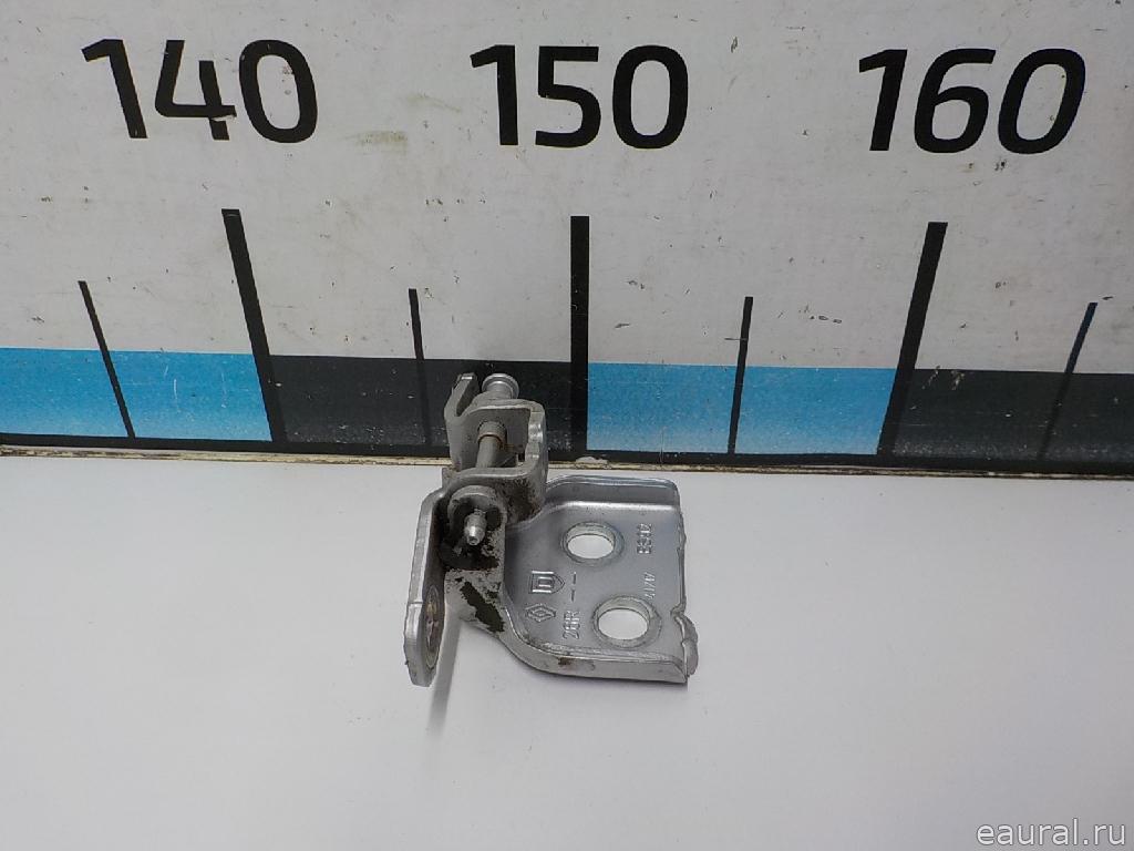 Петля двери