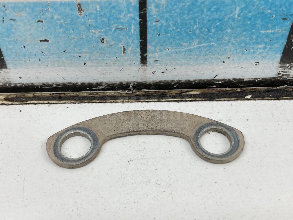 Крепеж 1K0407357D VAG