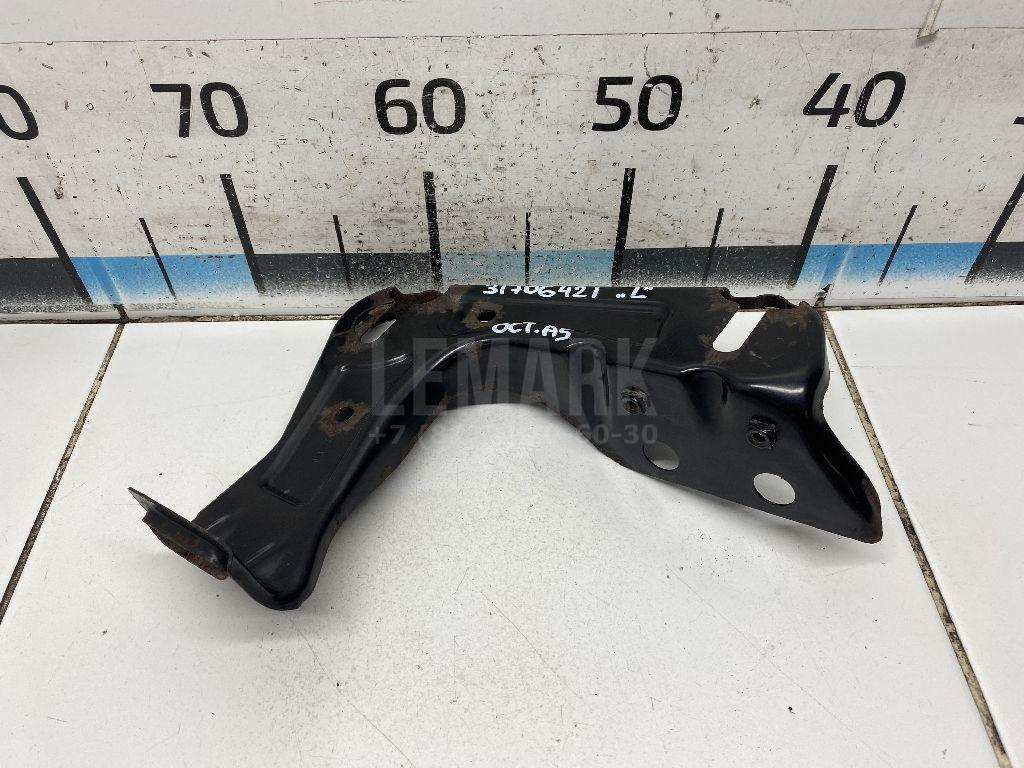 Кронштейн фар левый 1Z0805071A VAG