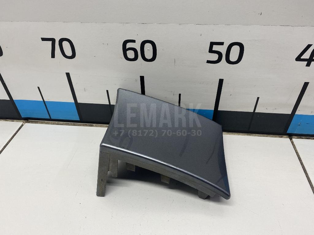 Планка под фонарь левая 5L6813345 VAG