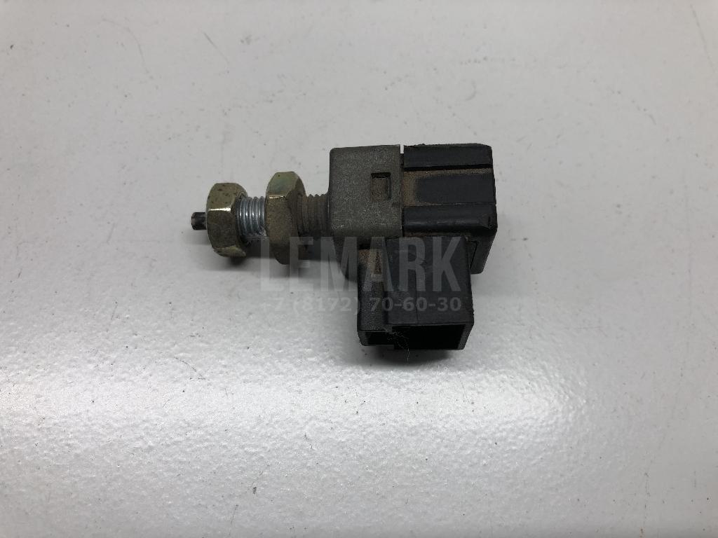 Датчик включения стопсигнала 9381038100 Hyundai-Kia