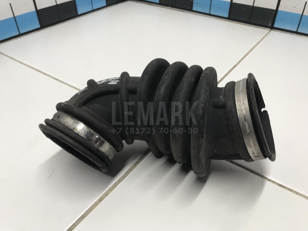 Патрубок воздушного фильтра 1725324 Ford