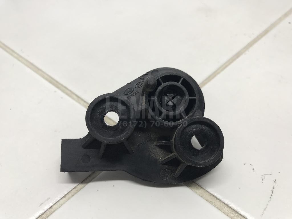 Кронштейн ручки открывания капота 811802B000 Hyundai-Kia