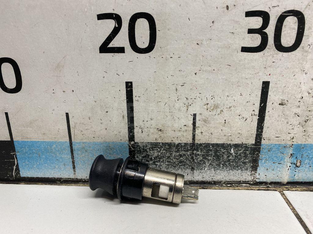 Прикуриватель 253312Y90A Nissan