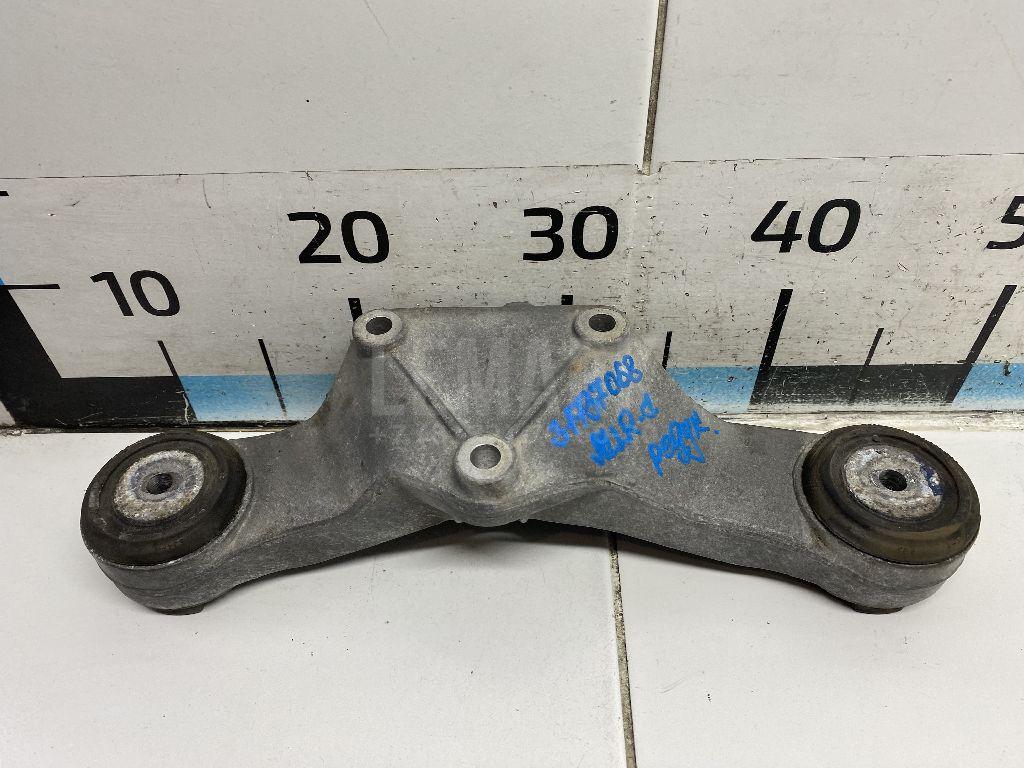 Кронштейн редуктора 4B3599285A VAG