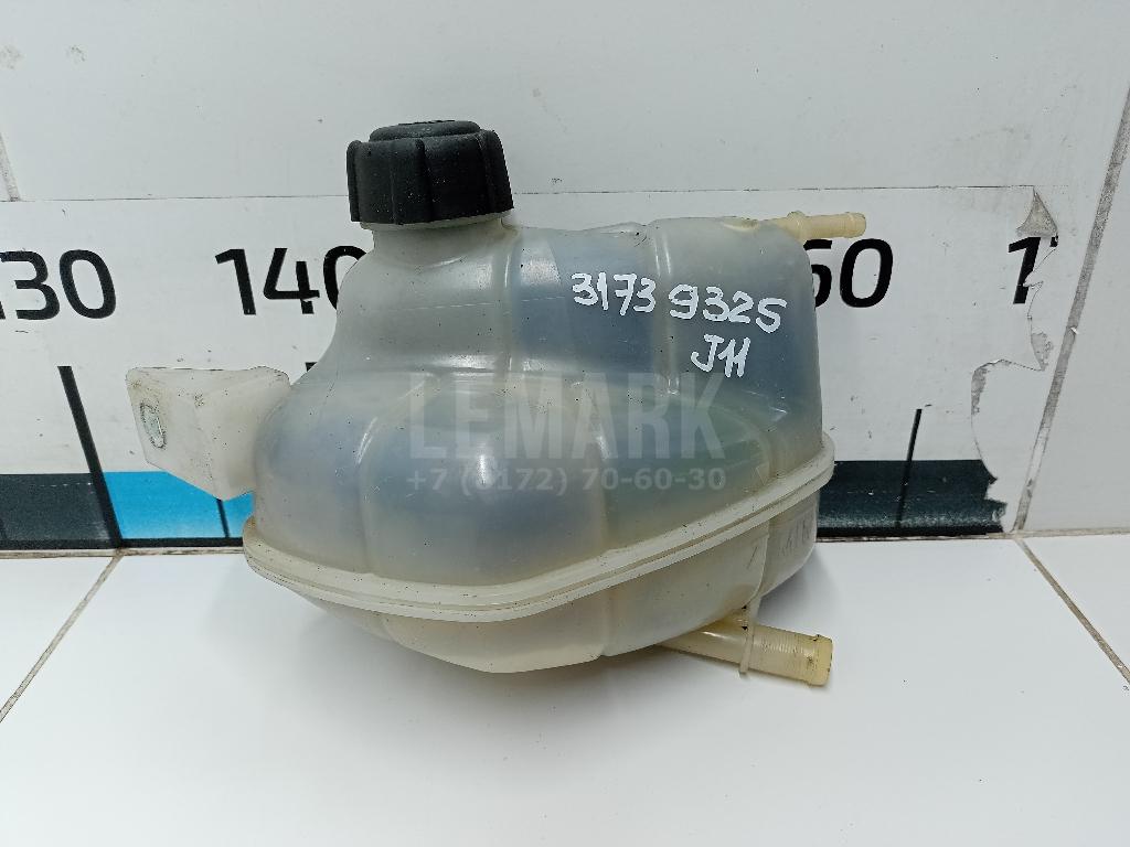 Бачок расширительный 217114EA0A Nissan
