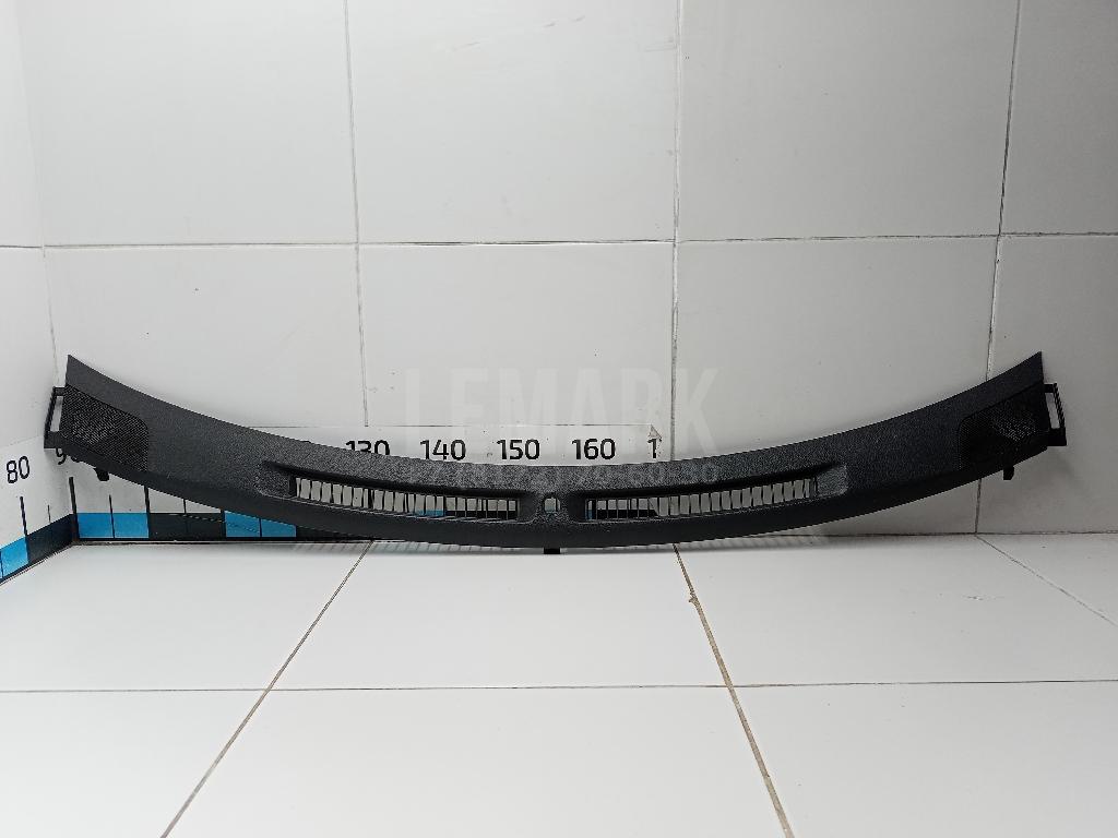 Накладка декоративная 683104EA0A Nissan