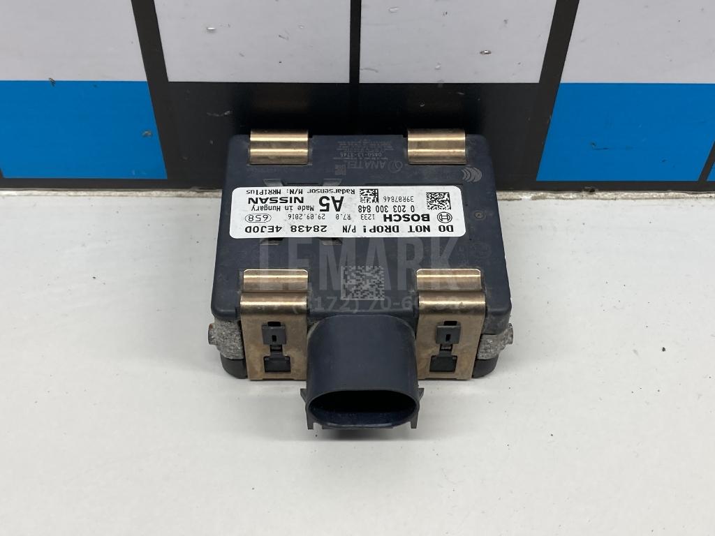 Датчик системы контроля дистанции 284384EJ0D Nissan