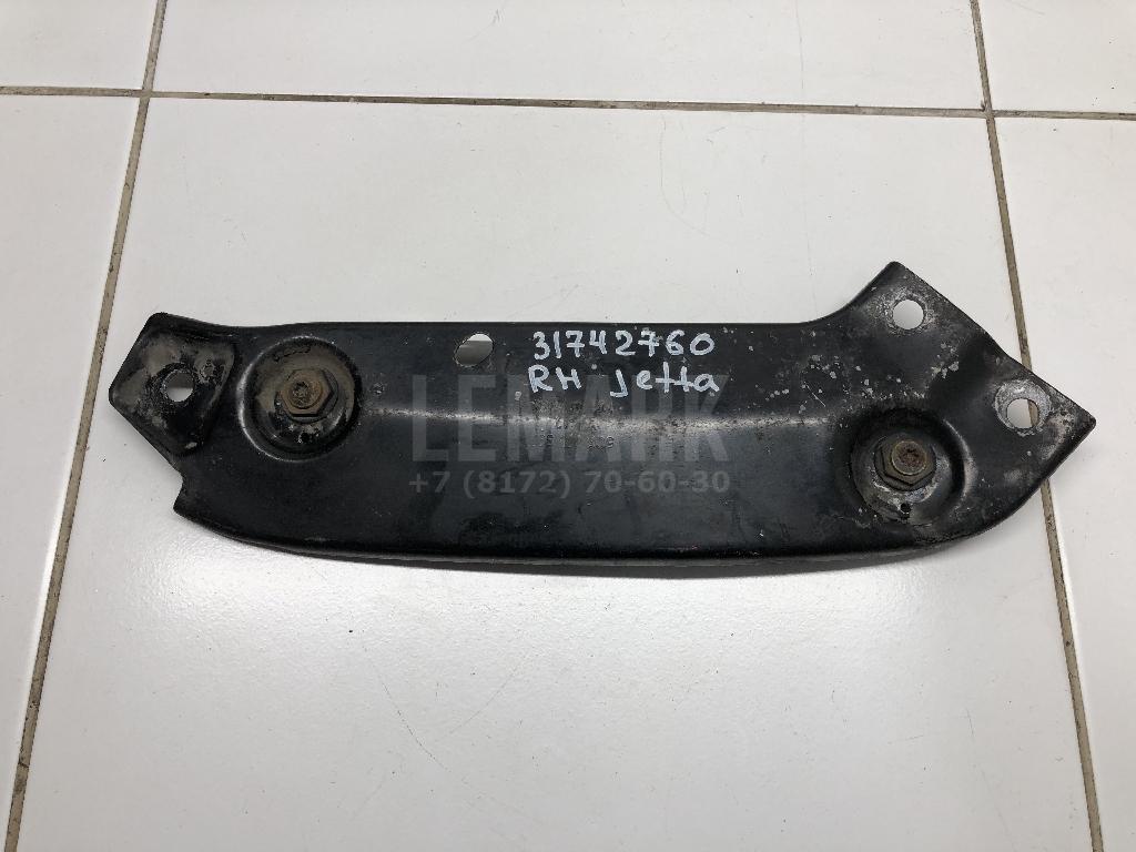 Кронштейн передней панели 5C6805932 VAG