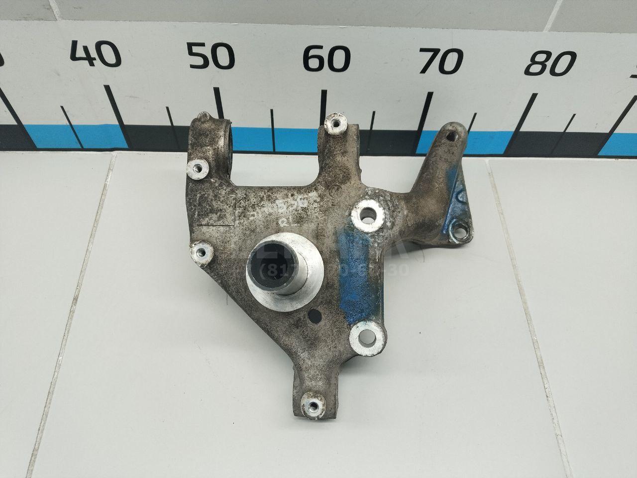 Кулак поворотный задний левый 3C0505433K VAG