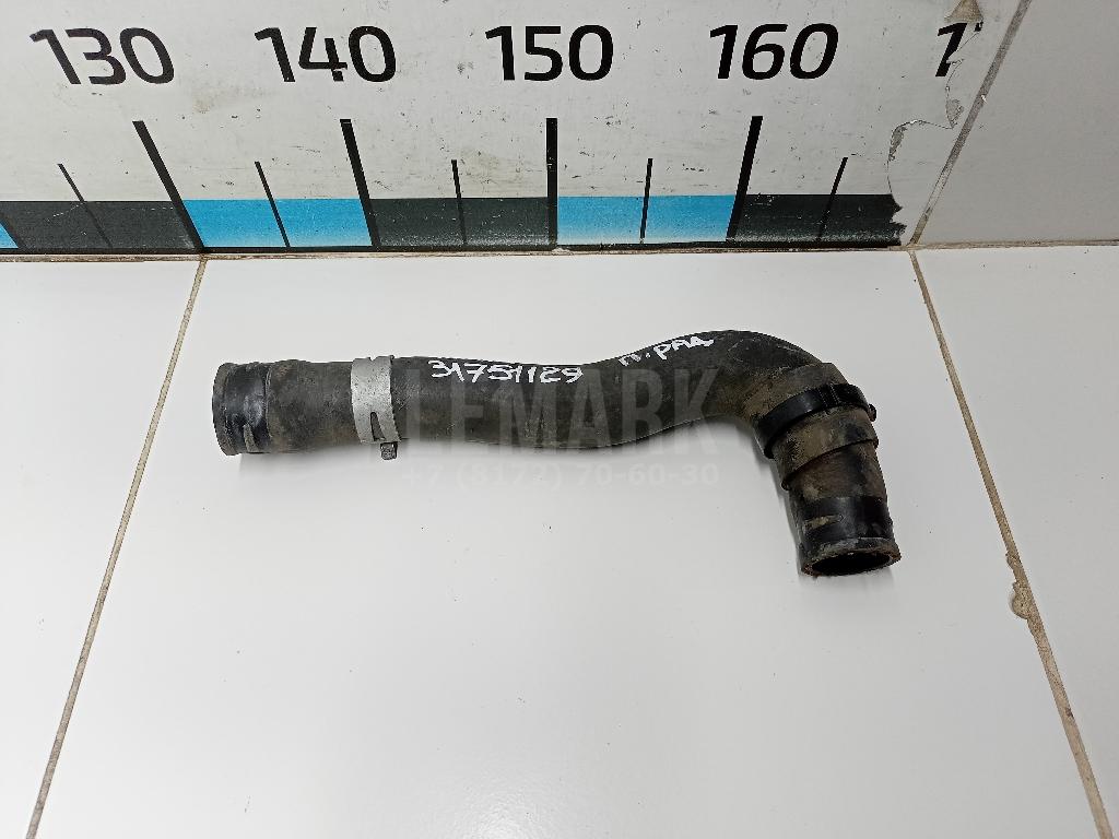 Патрубок радиатора 1657137130 Toyota
