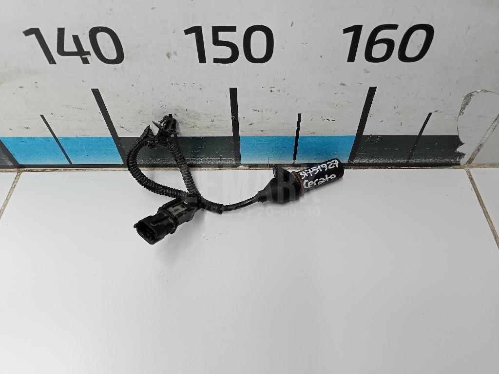 Датчик положения коленвала 391802B000 Hyundai-Kia