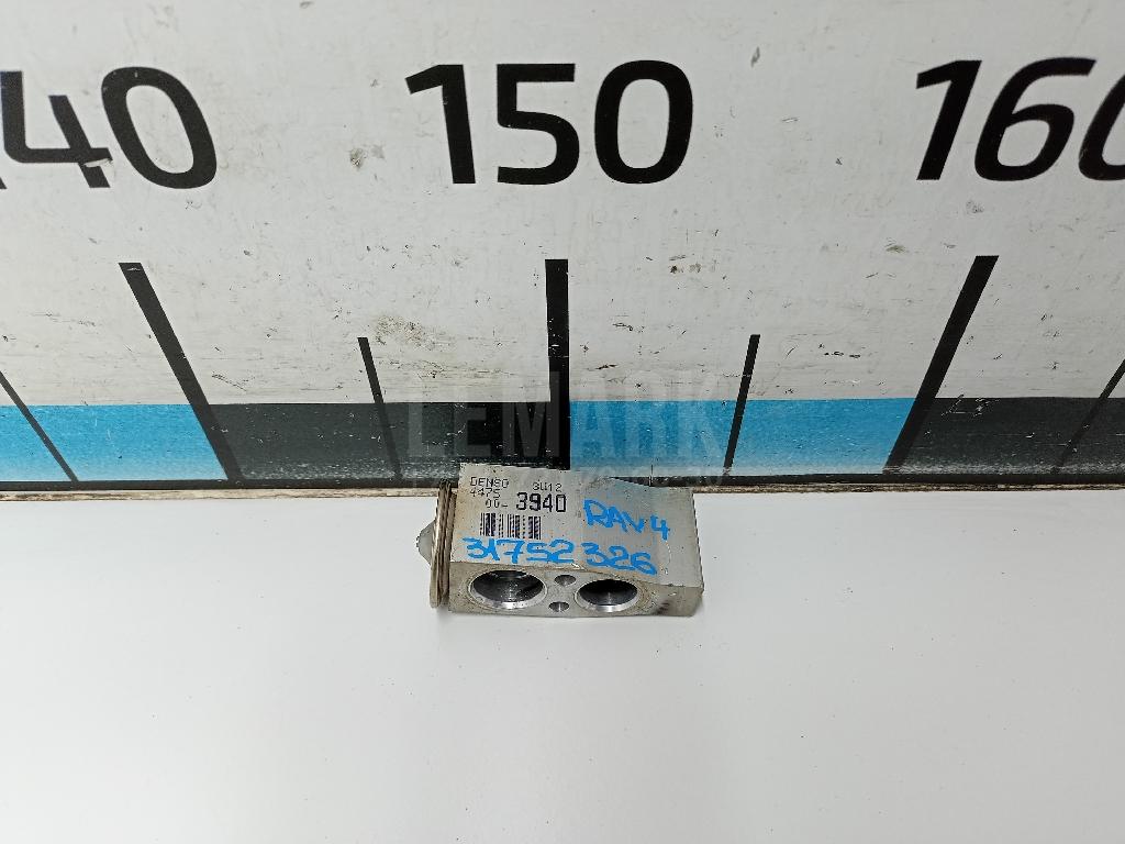 Клапан кондиционера 8851530780 Toyota