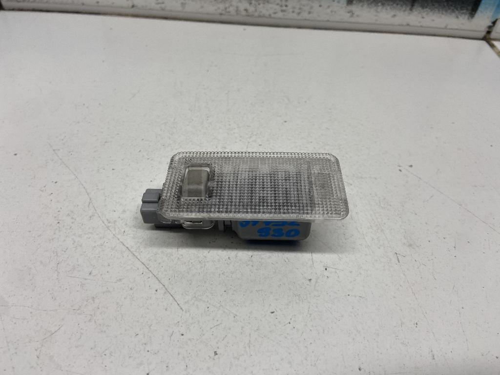 Плафон салонный 8134030110 Toyota