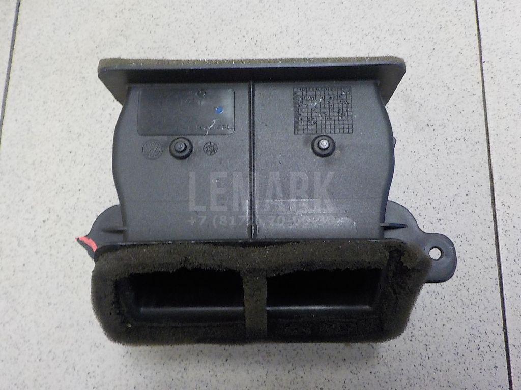 Дефлектор воздушный 7L0820526C VAG