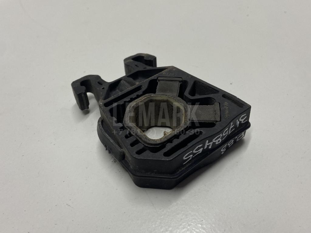 Кронштейн радиатора 5Q0121367F VAG