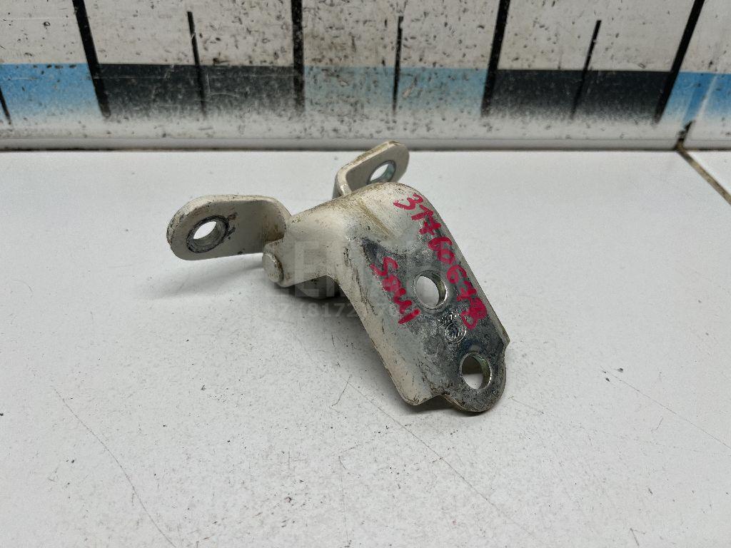 Петля двери 793103K000 Hyundai-Kia