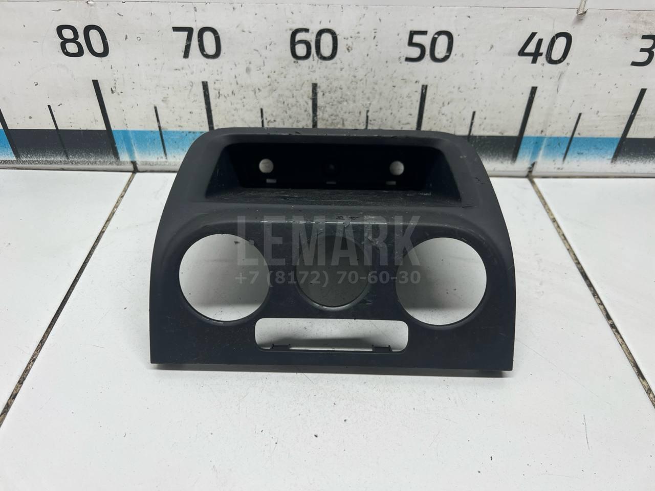 Накладка декоративная 5M0819039B VAG