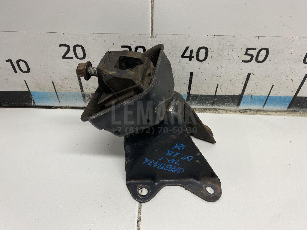 Опора двигателя правая 4409223 Ford