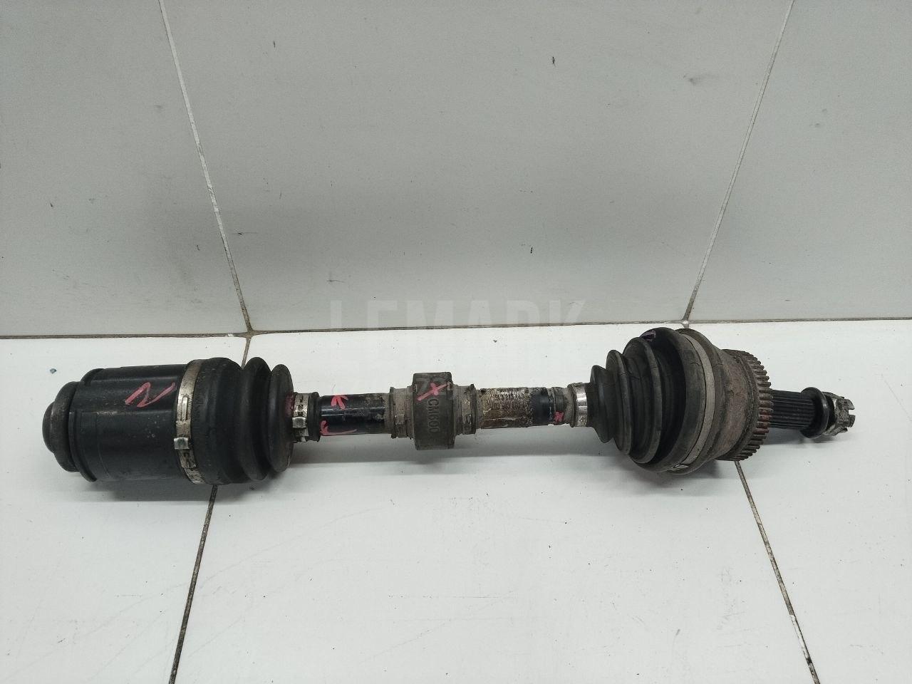 Полуось передняя правая 495002B610 Hyundai-Kia