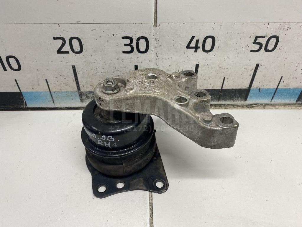 Опора двигателя правая 6R0199167Q VAG