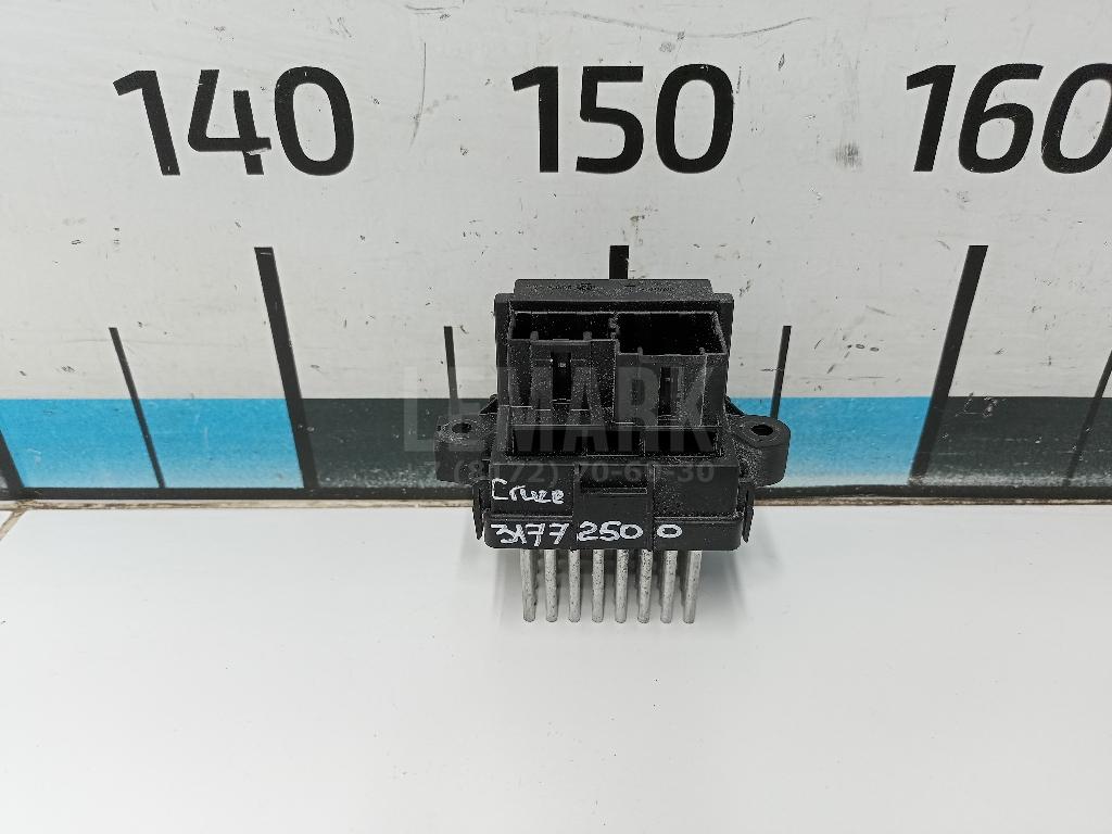 Резистор отопителя 13503201 GM