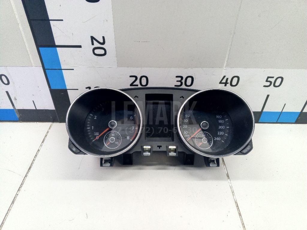 Панель приборов 5K0920861 VAG