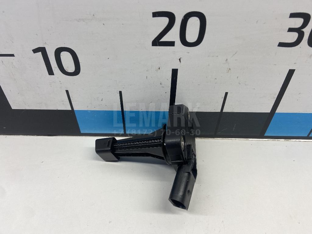 Датчик уровня масла 03C907660M VAG
