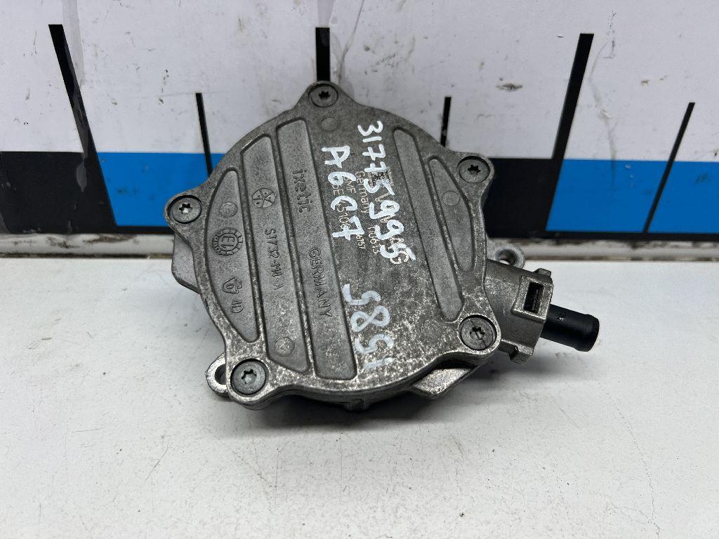 Насос вакуумный 06E145100R VAG