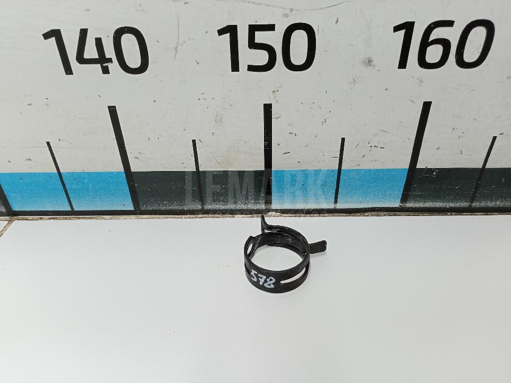 Хомут металлический 253313D041 Hyundai-Kia