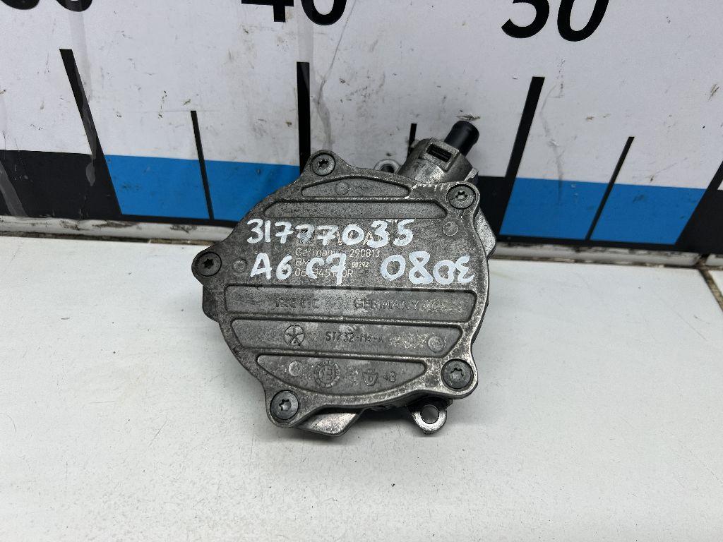 Насос вакуумный 06E145100R VAG