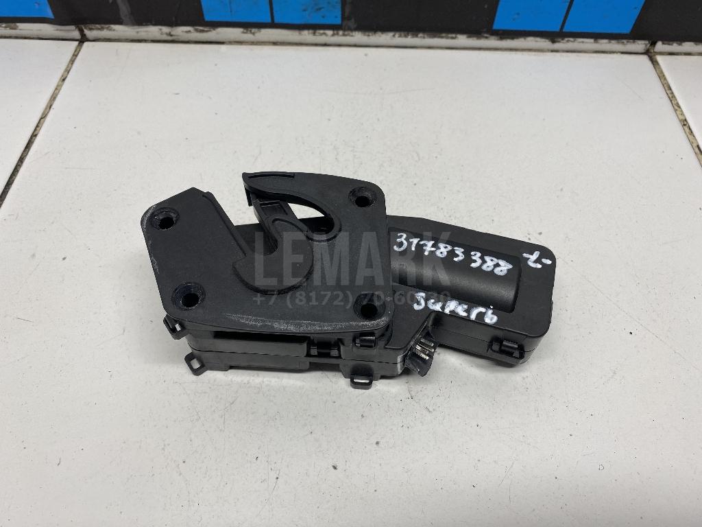 Блок открывания багажника 3T0827299B VAG