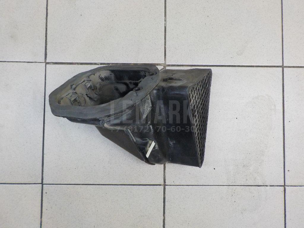 Воздухозаборник (внутри) 7L0819049 VAG