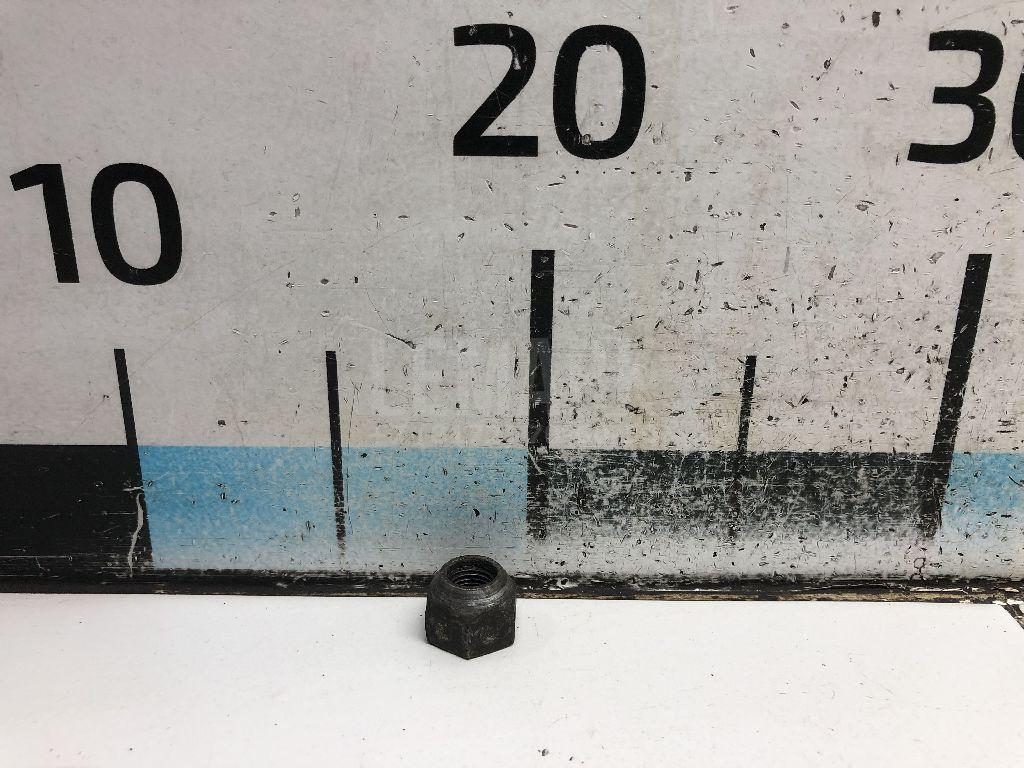 Гайка колеса 4022495F0A Nissan