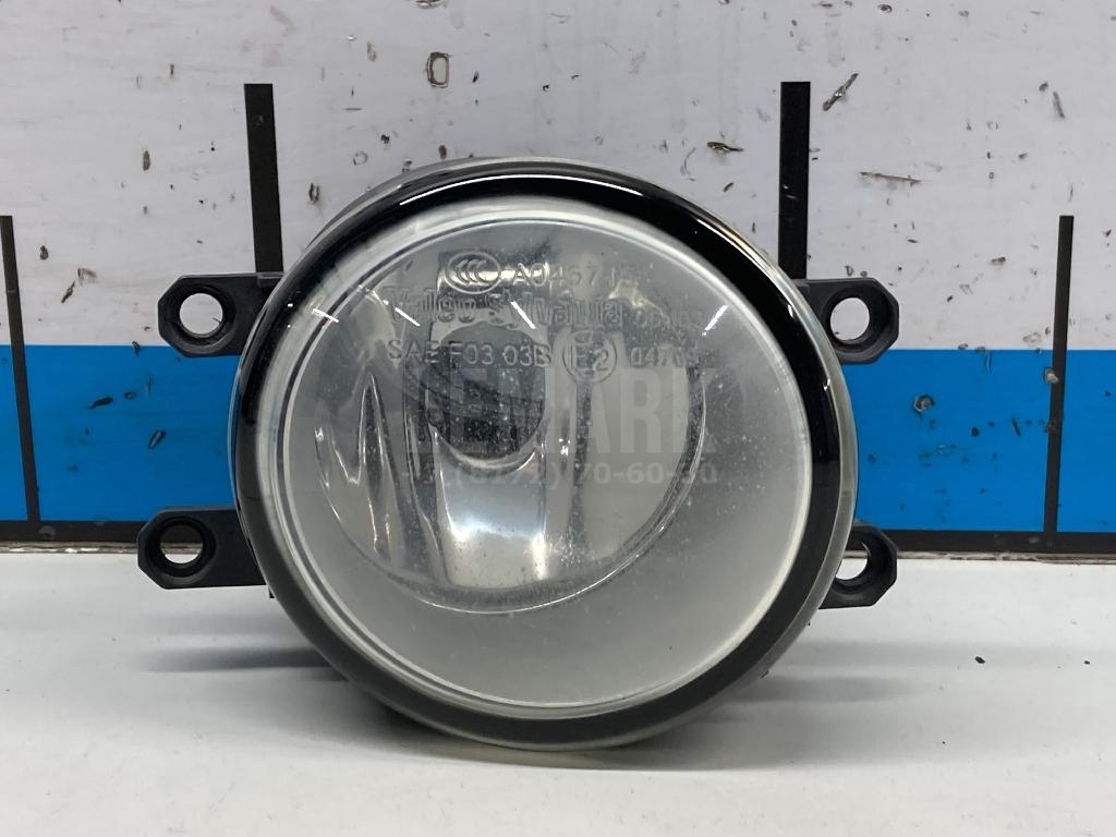 Фара противотуманная правая 8121006071 Toyota