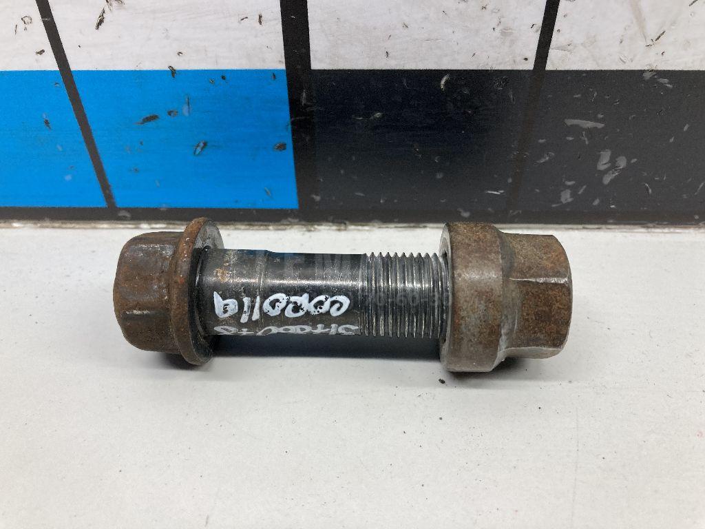 Болт 9010517009 Toyota